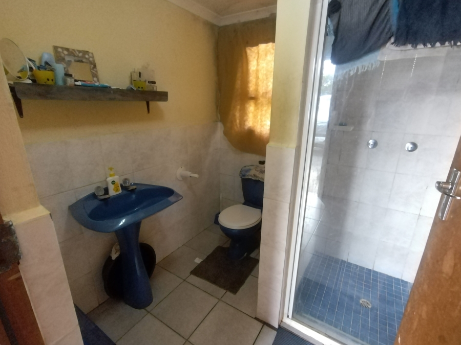 6 Bedroom Property for Sale in Kruisfontein Eastern Cape